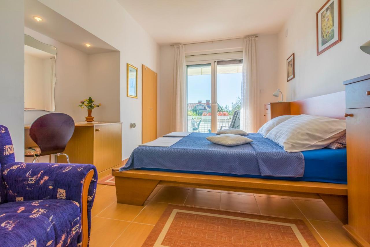 Ivan & Anka Apartments Bojko Selce Luaran gambar
