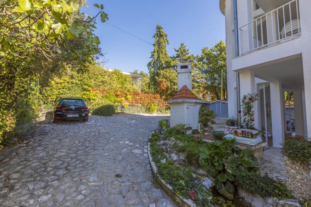 Ivan & Anka Apartments Bojko Selce Luaran gambar