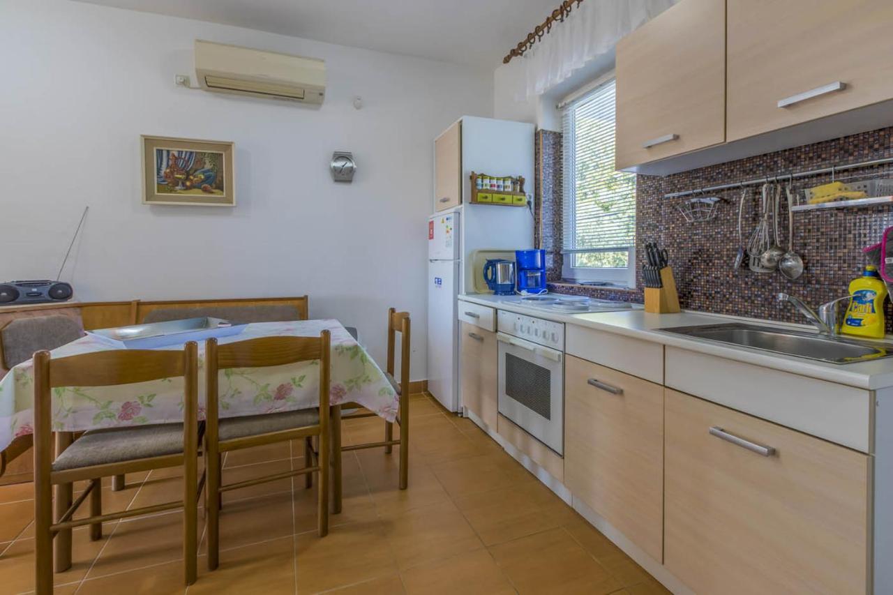 Ivan & Anka Apartments Bojko Selce Luaran gambar