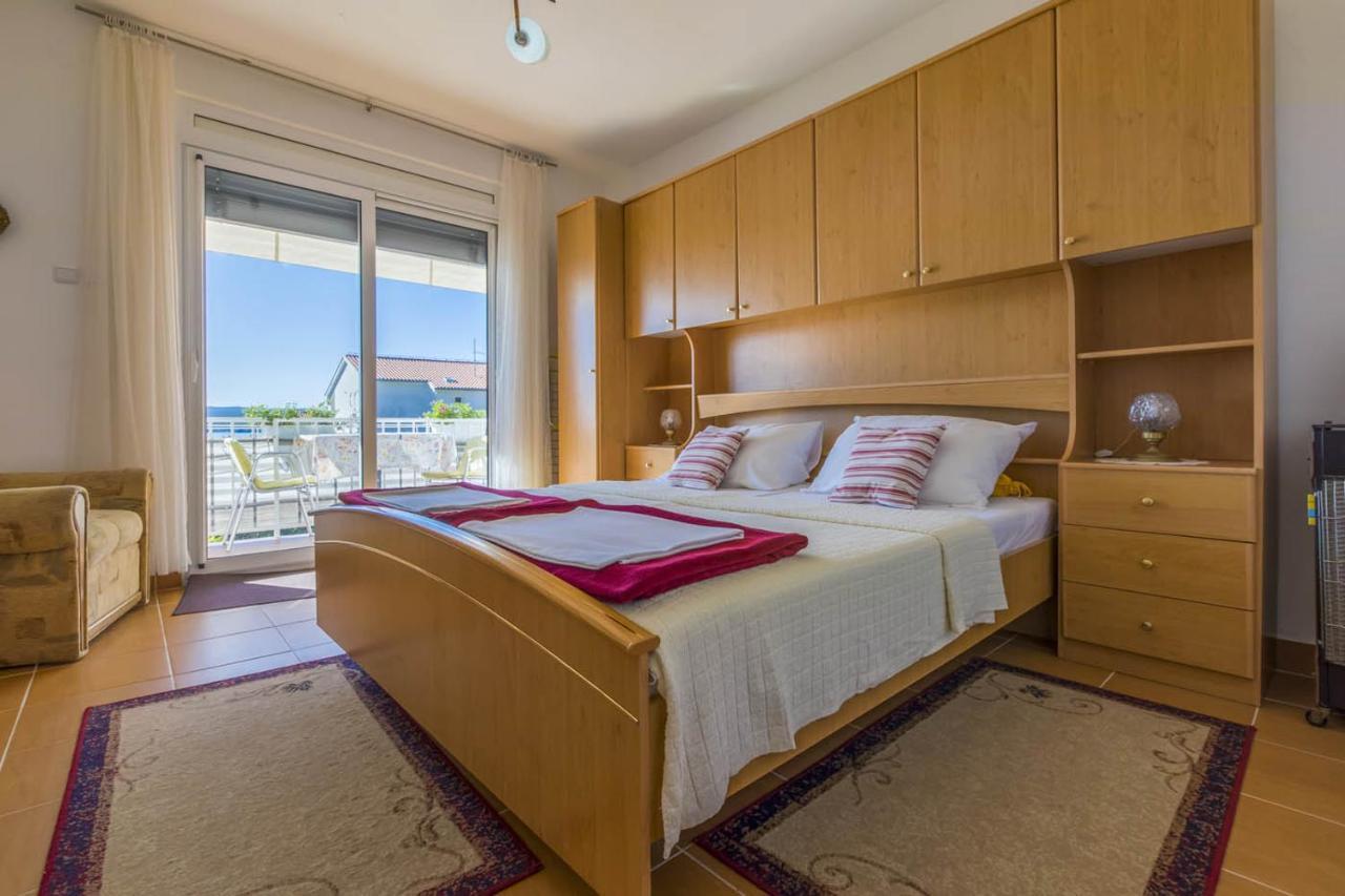 Ivan & Anka Apartments Bojko Selce Luaran gambar
